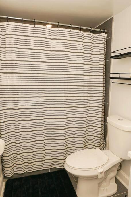 1 Bed 1 Bath Suite Washington Ngoại thất bức ảnh